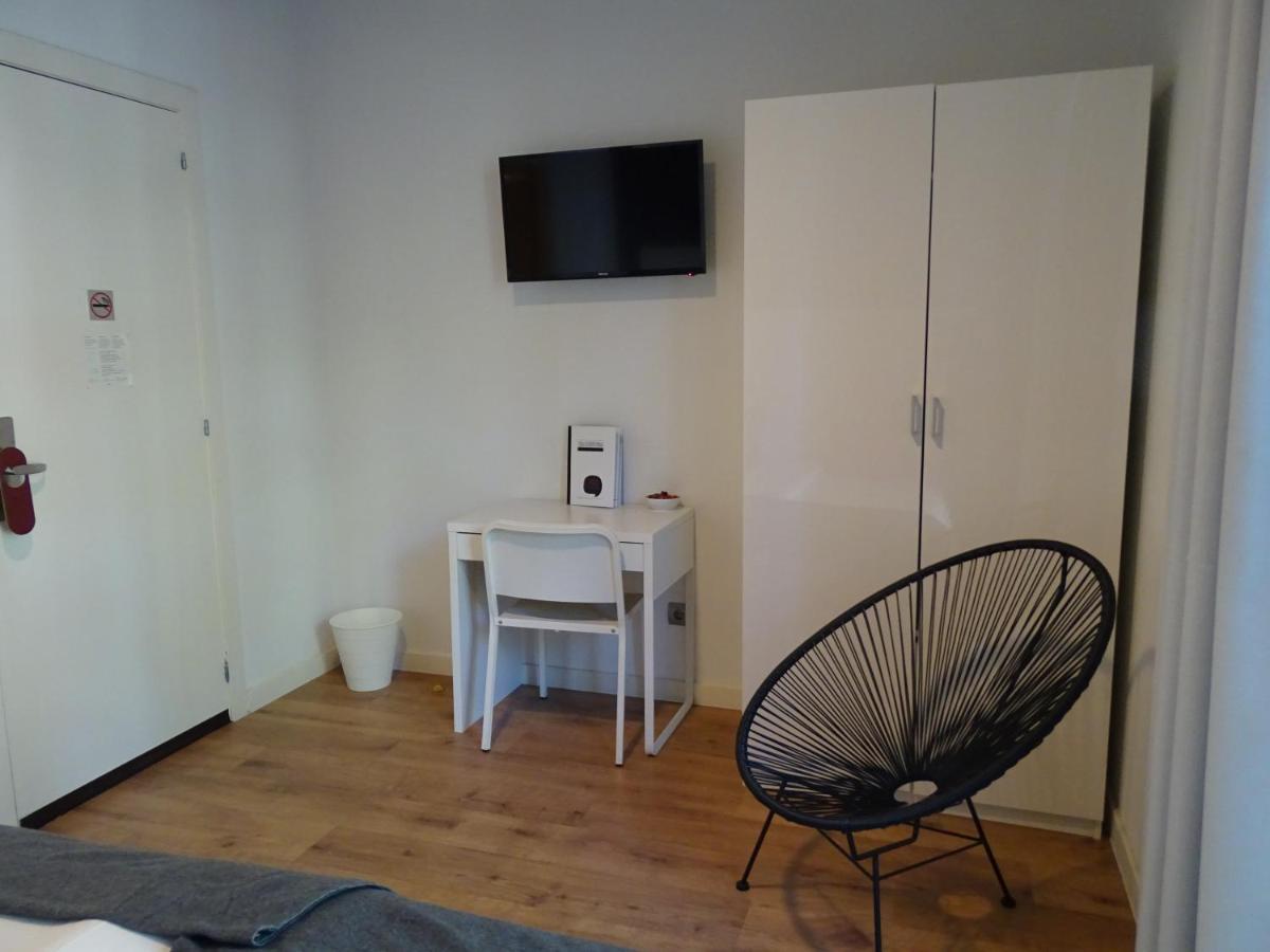 The Hotel 592 - Adults Only